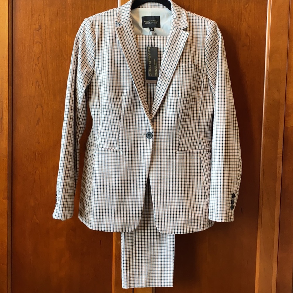 Banana Republic Suit
